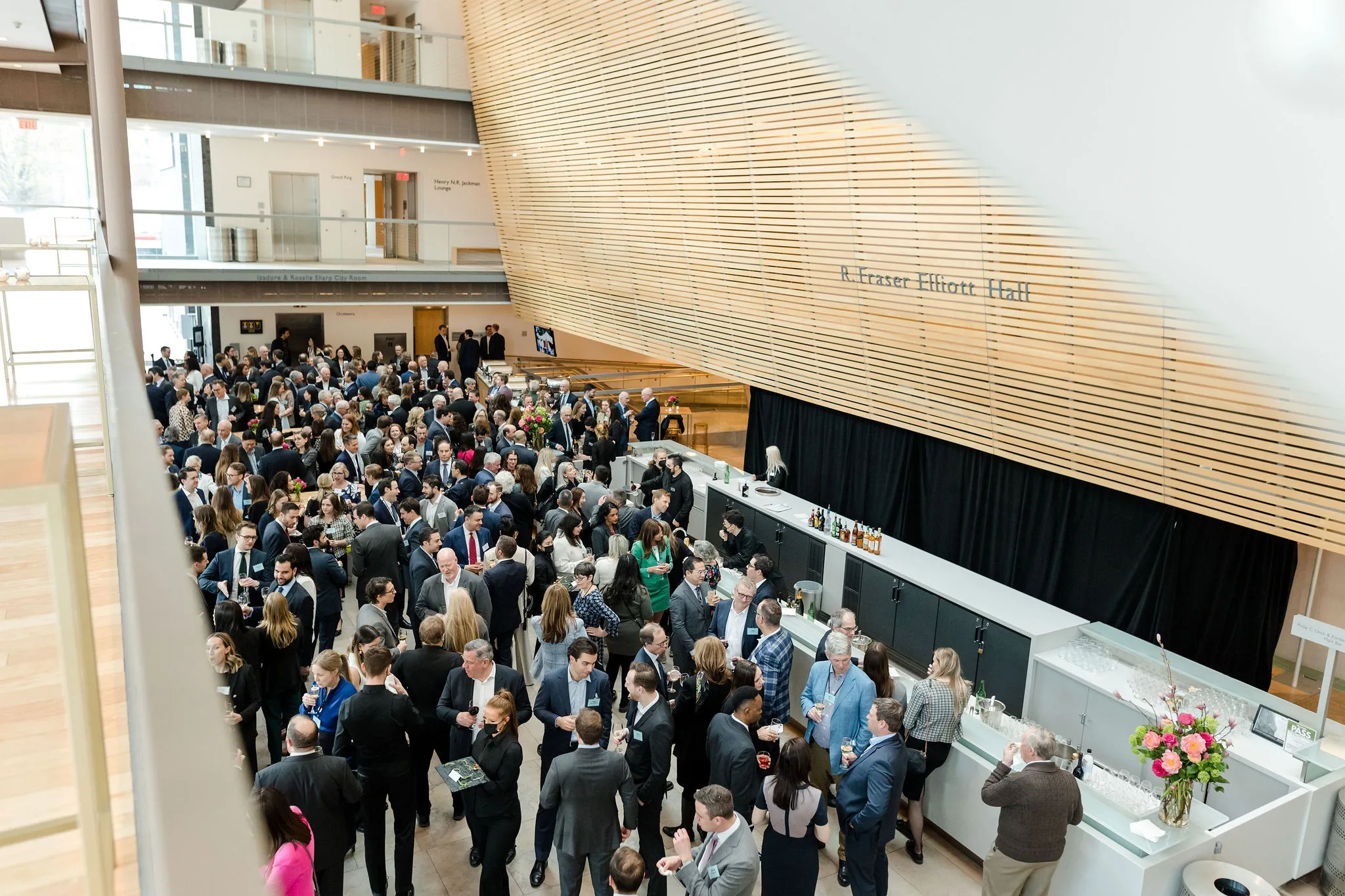 Crowd, lobby.